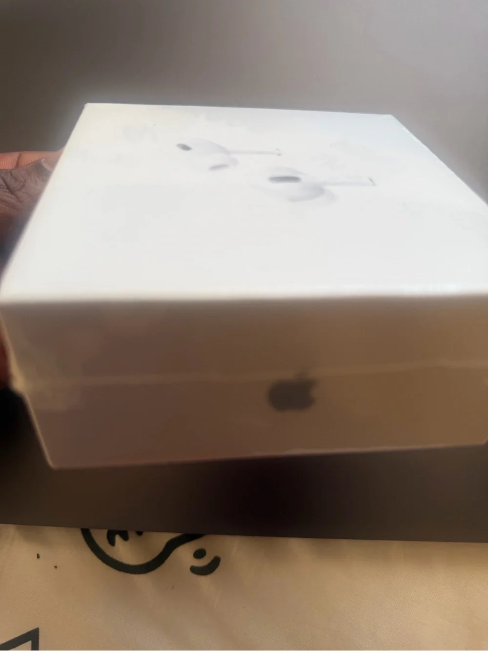 Apple AirPods Pro Earbuds in White with Charging Case
